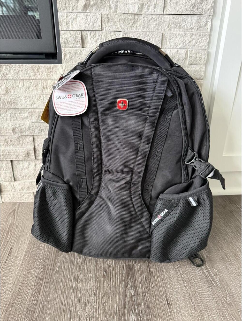 SwissGear SA3760 TSA ScanSmart Laptop Backpack Travel Business School Bag NWT